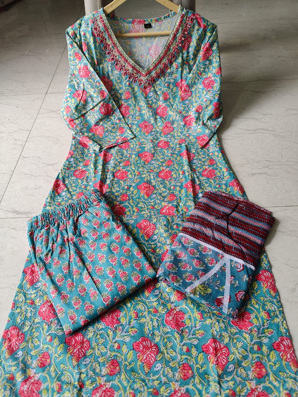 Handblock Print Suit Set - Aqua Blue & Rose Red Floral Delight